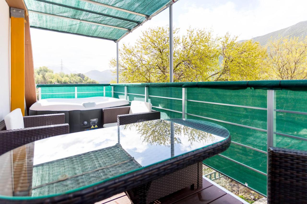 Holiday House Antique Kostanje Екстер'єр фото
